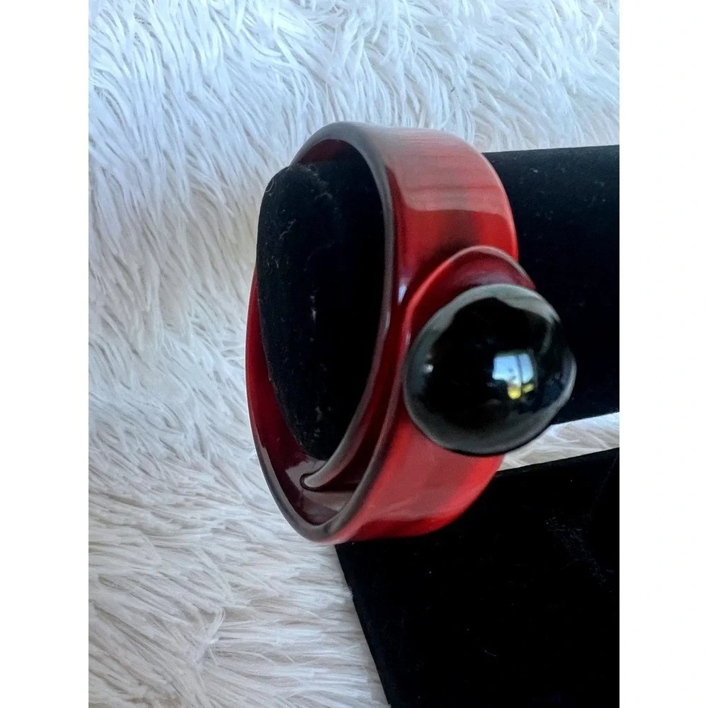 Vintage Lucite Bracelet Cherry Red Petite Small Wrist Mod Artwear Mid‎ Century